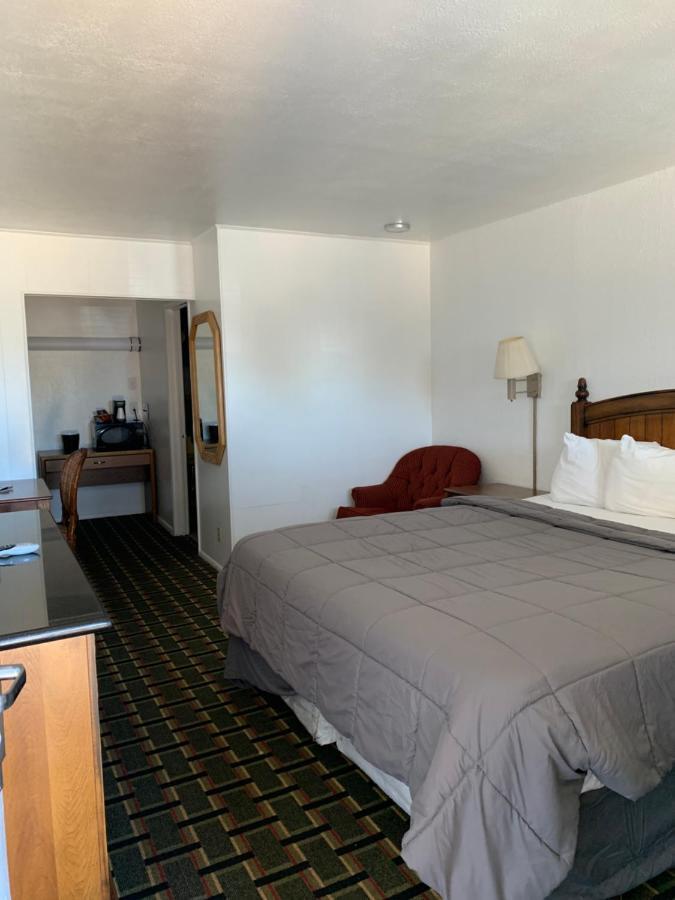 Rodeway Inn & Suites Raton Kültér fotó